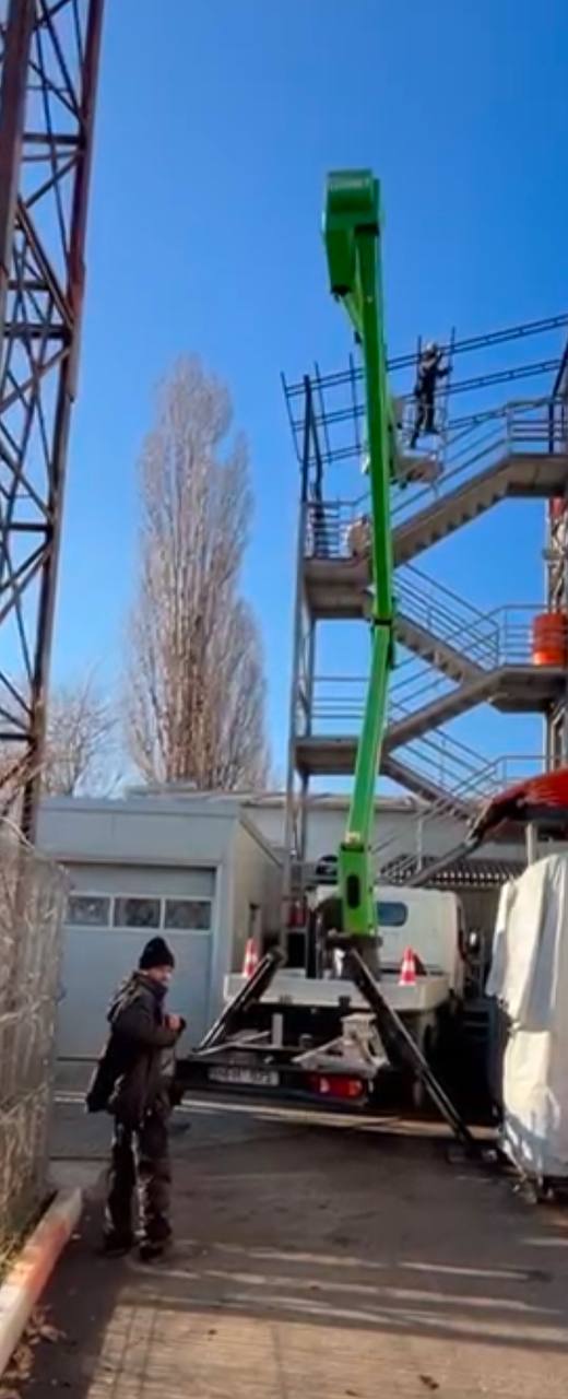 Thumbnail suplimentar